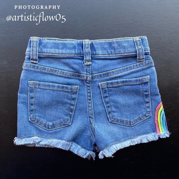 New Cat & Jack Toddler Rainbow Jean Shorts Medium Wash 2T - Picture 3 of 4